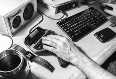 阿森纳VS马竞，二线豪门的顶级对决，从洗不上热水澡就已经开始