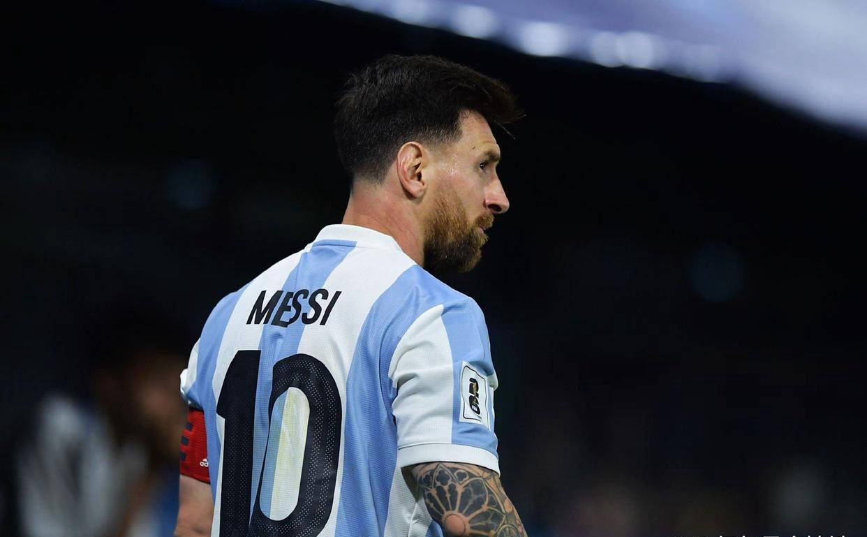 阿尔瓦雷斯力挺梅西：历史第一人，西甲GOAT和最佳终结者！